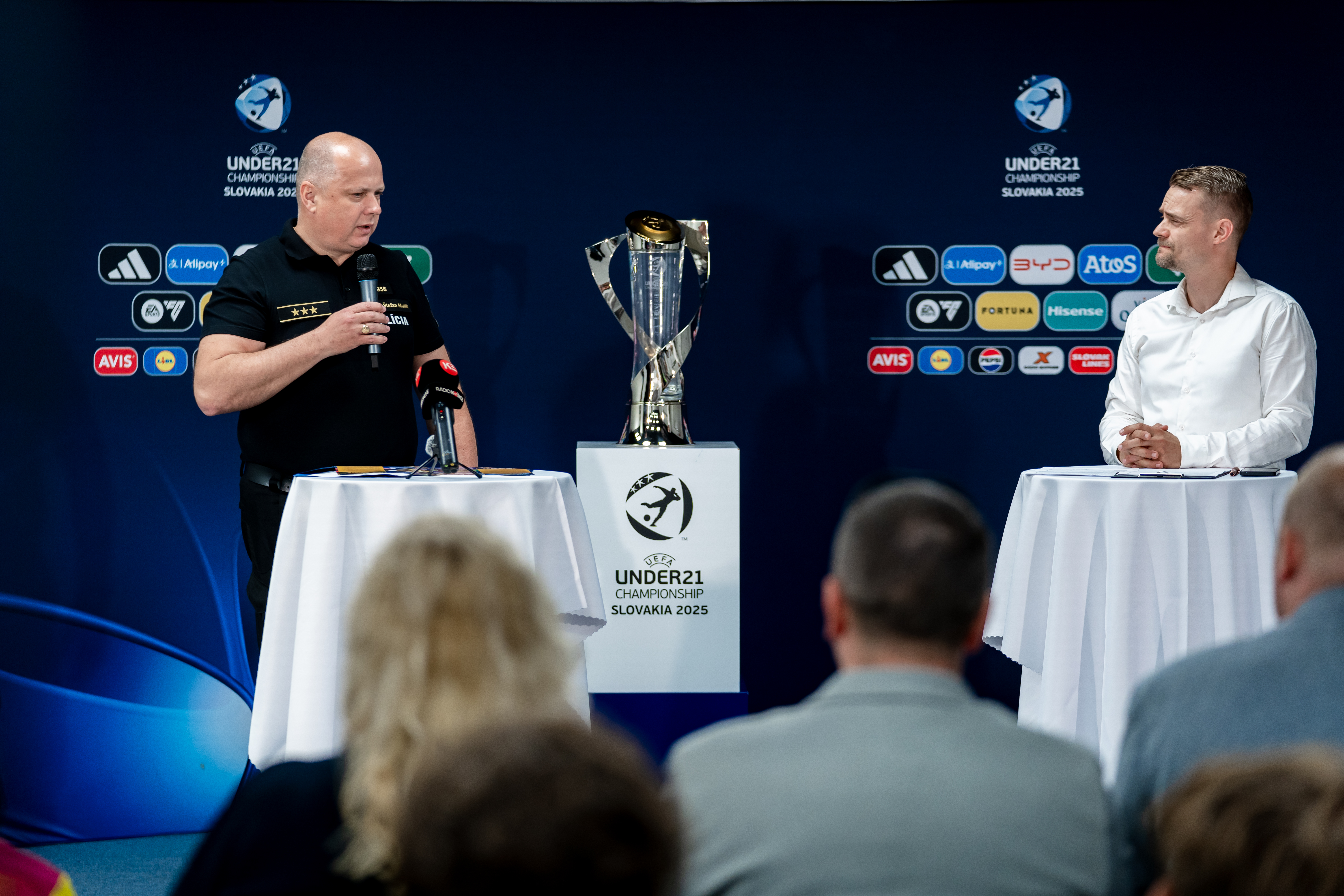 Tlacovy brifing - o pripravach sampionatu UEFA-20